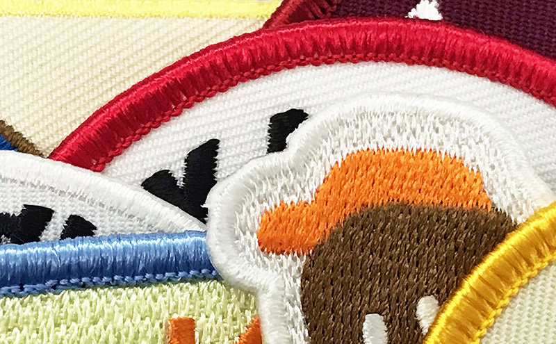 フチ加工（ロック仕上げ）