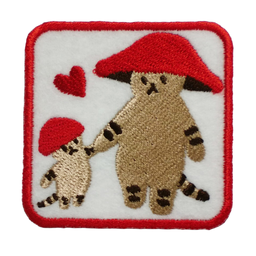 「親子ネコきのこ帽子柄」オリジナルワッペン制作事例